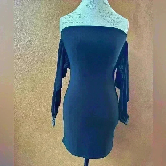 Lovers And Friends “Kelly” Mini Halter Dress Black Size Small New With Tags! - Picture 11 of 12